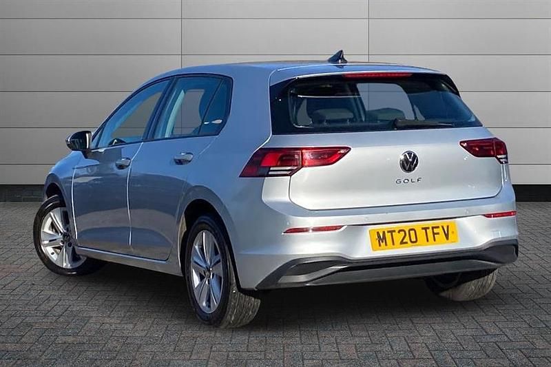 Used VW Golf VIII Life 130 HP (95 kW) 2020 Silver Hatchback