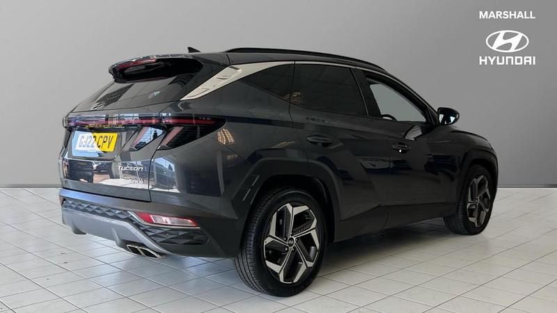 Usado Hyundai Tucson Premium 230 CV (169 kW) 2022 Gris SUV