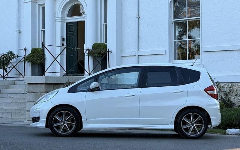 Used Honda Jazz SI 99 HP (72 kW) 2015 Hatchback
