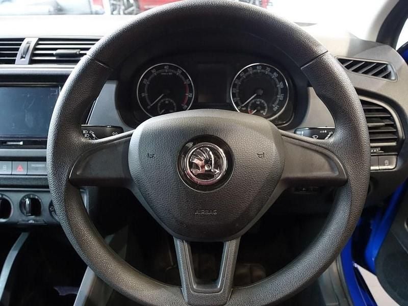 Used Skoda Fabia 75 HP (55 kW) 2019 Blue Hatchback