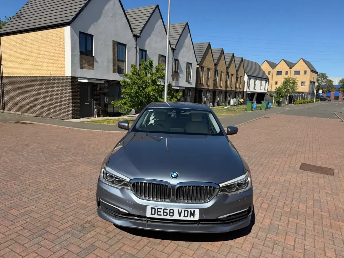 Begagnad BMW 520 2018 Blå Sedan