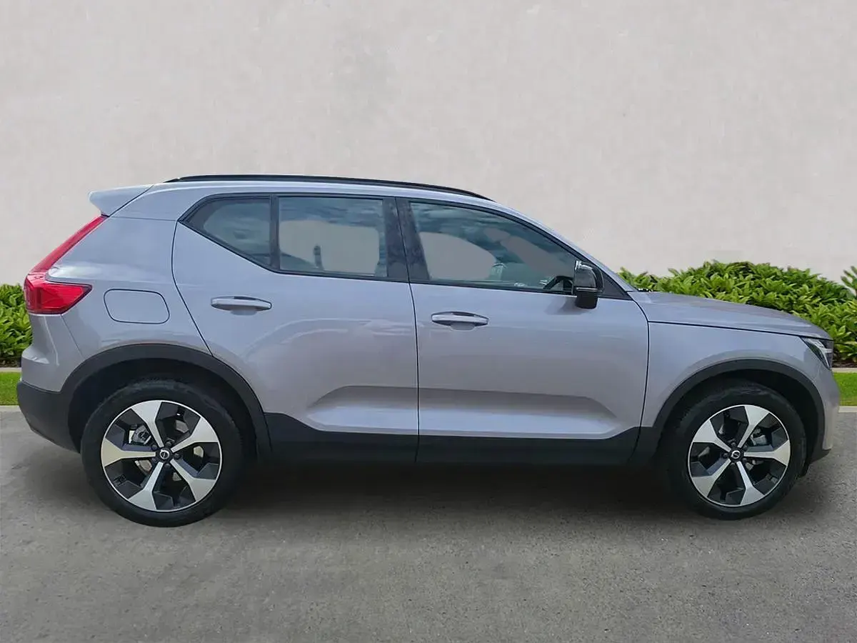 Used Volvo XC40 Plus 163 HP (119 kW) 2026 SUV