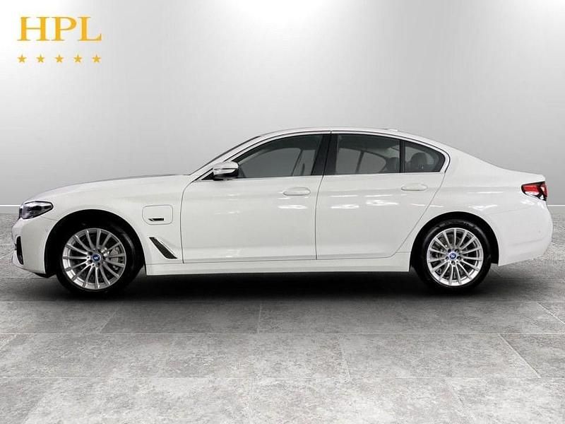 Used BMW 530e Comfort Edition 2022 White Sedan