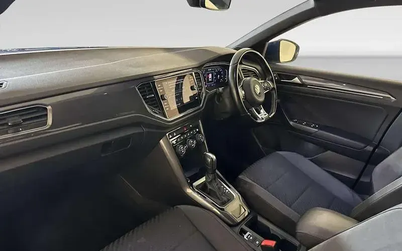 Used VW T-Roc R-line 150 HP (110 kW) 2020 Blue SUV