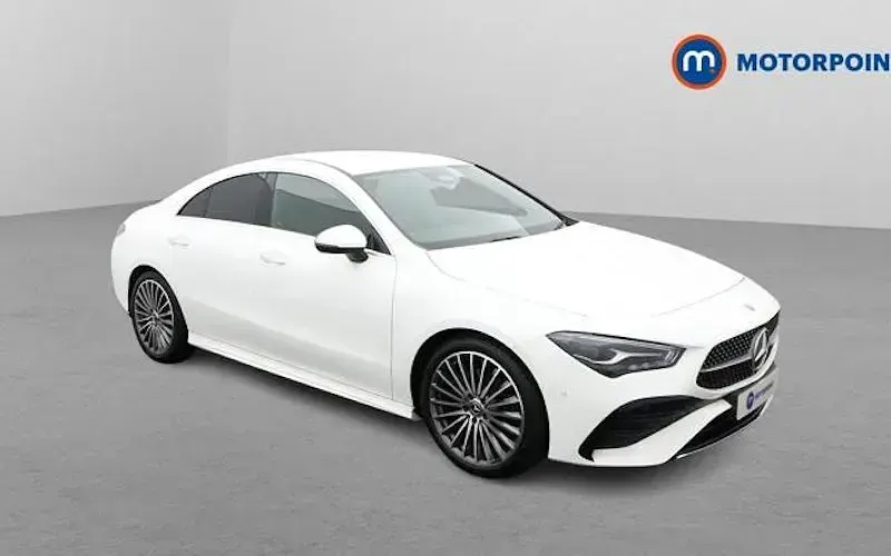 Usado Mercedes CLA200 AMG Line Premium 163 HP (119 kW) 2025 Sedan
