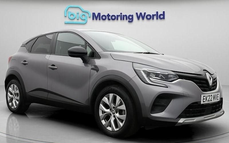 Grey Used 2021 Renault Captur Iconic SUV | £13,000 (Fair price) - Image 1/4