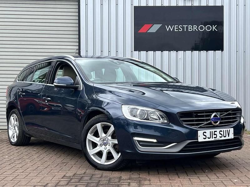 Used Volvo V60 SE Lux 115 HP (84 kW) 2015 Blue Estate