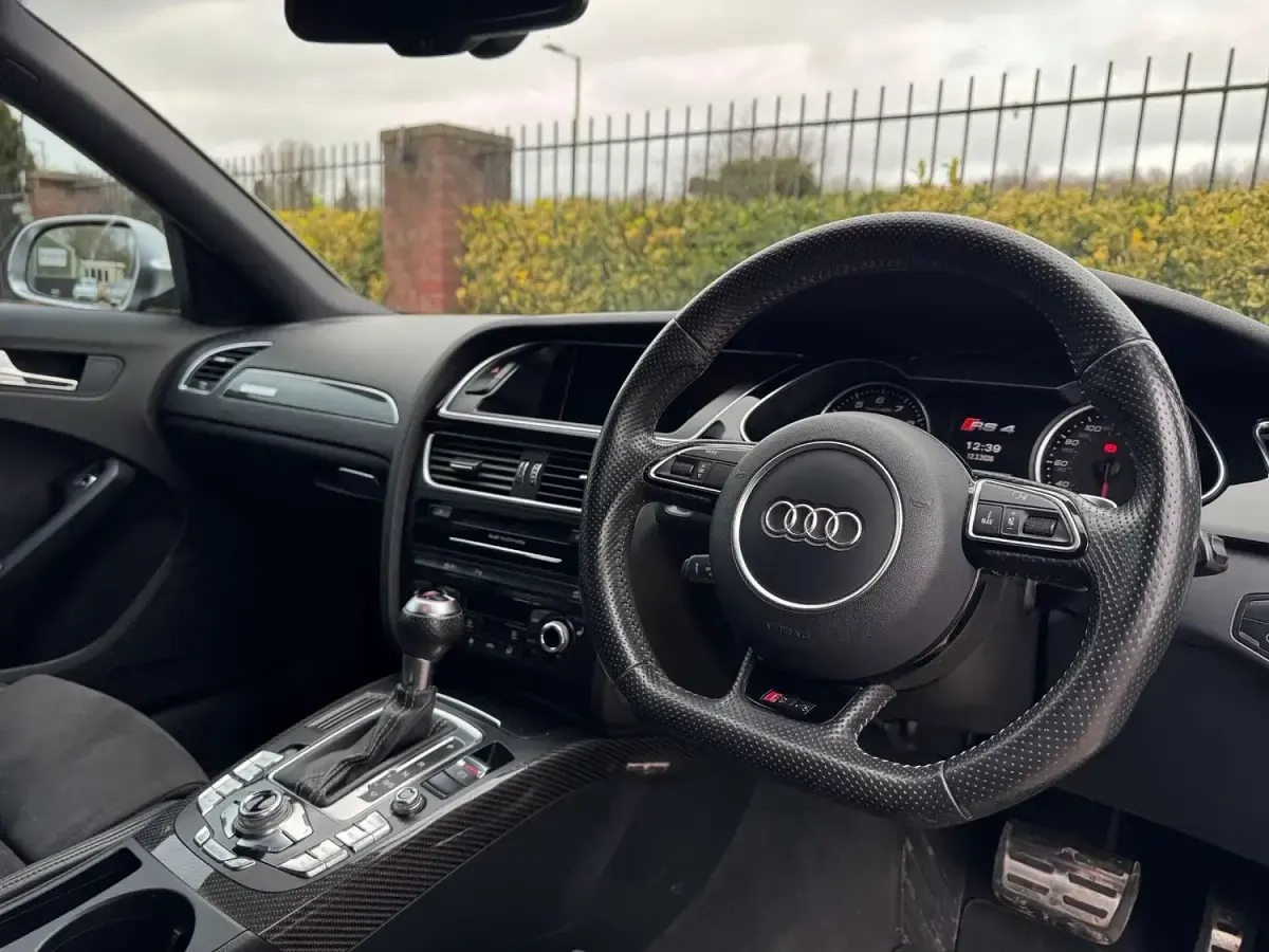 Used Audi RS4 Performance 450 HP (330 kW) 2013 Black Estate