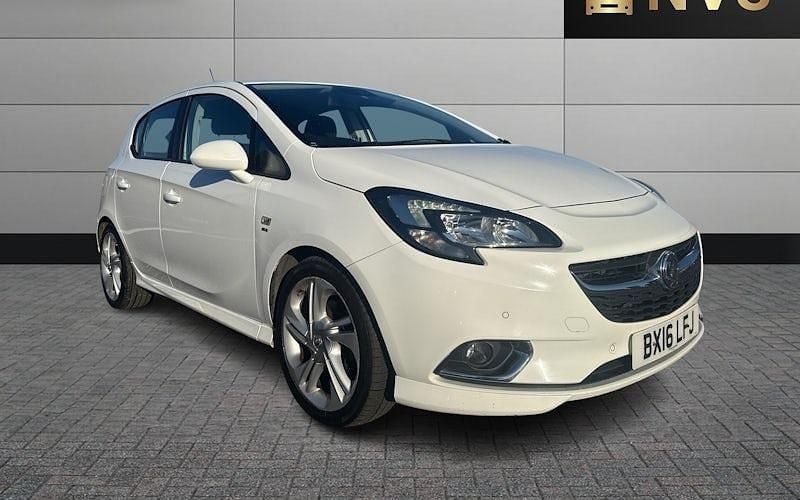 Used Vauxhall Corsa SRi 101 HP (74 kW) 2016 White Hatchback