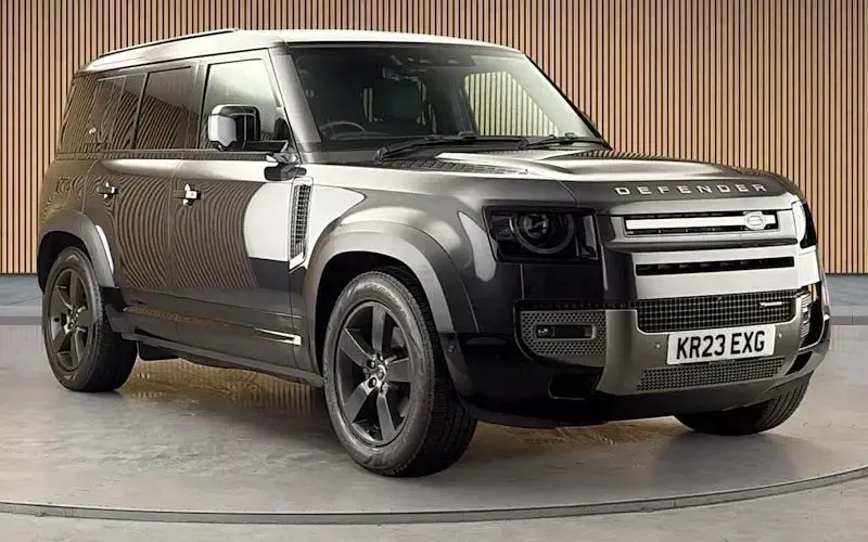 Used Land Rover Defender HSE Dynamic 250 HP (183 kW) 2023 SUV