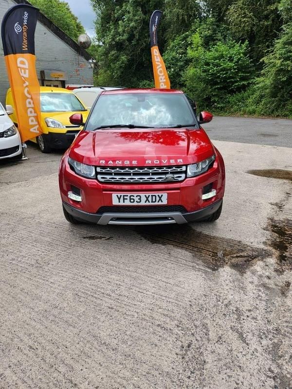 Red Used 2014 Land Rover Range Rover evoque Pure Estate | £8,995 (Good price) - Image 1/4