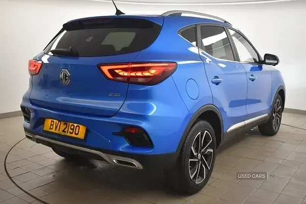 Używany MG ZS Exclusive 111 KM (81 kW) 2023 Niebieski SUV