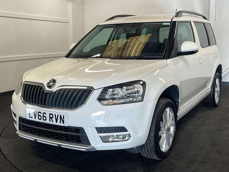 White Used 2016 Skoda Yeti SE SUV | £9,999 (Good price) - Image 1/4