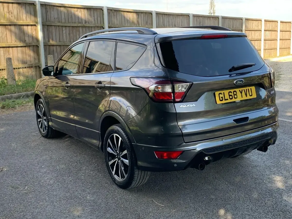Used Ford Kuga ST-Line 120 HP (88 kW) 2019 Grey SUV