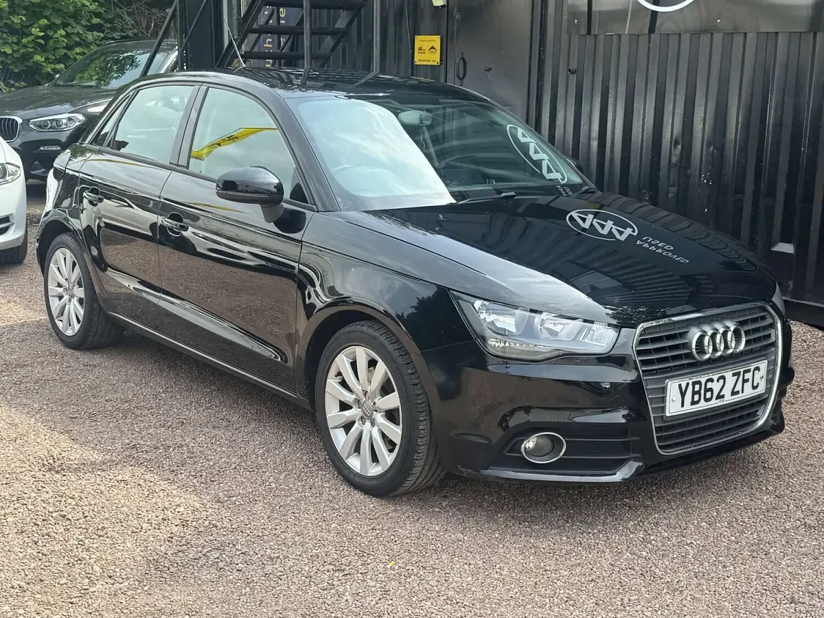 Used Audi A1 Sportback Sport 105 HP (77 kW) 2013 Black Hatchback