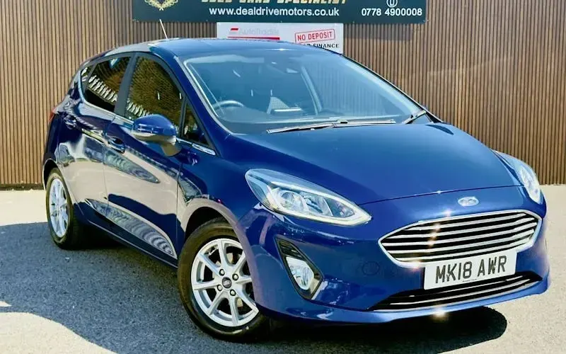 Usado Ford Fiesta Zetec 86 CV (63 kW) 2018 Utilitario