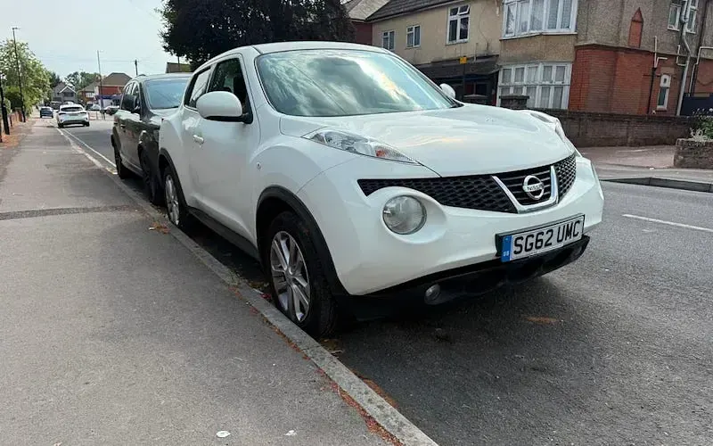 Used Nissan Juke Acenta Premium 117 HP (86 kW) 2012 White SUV