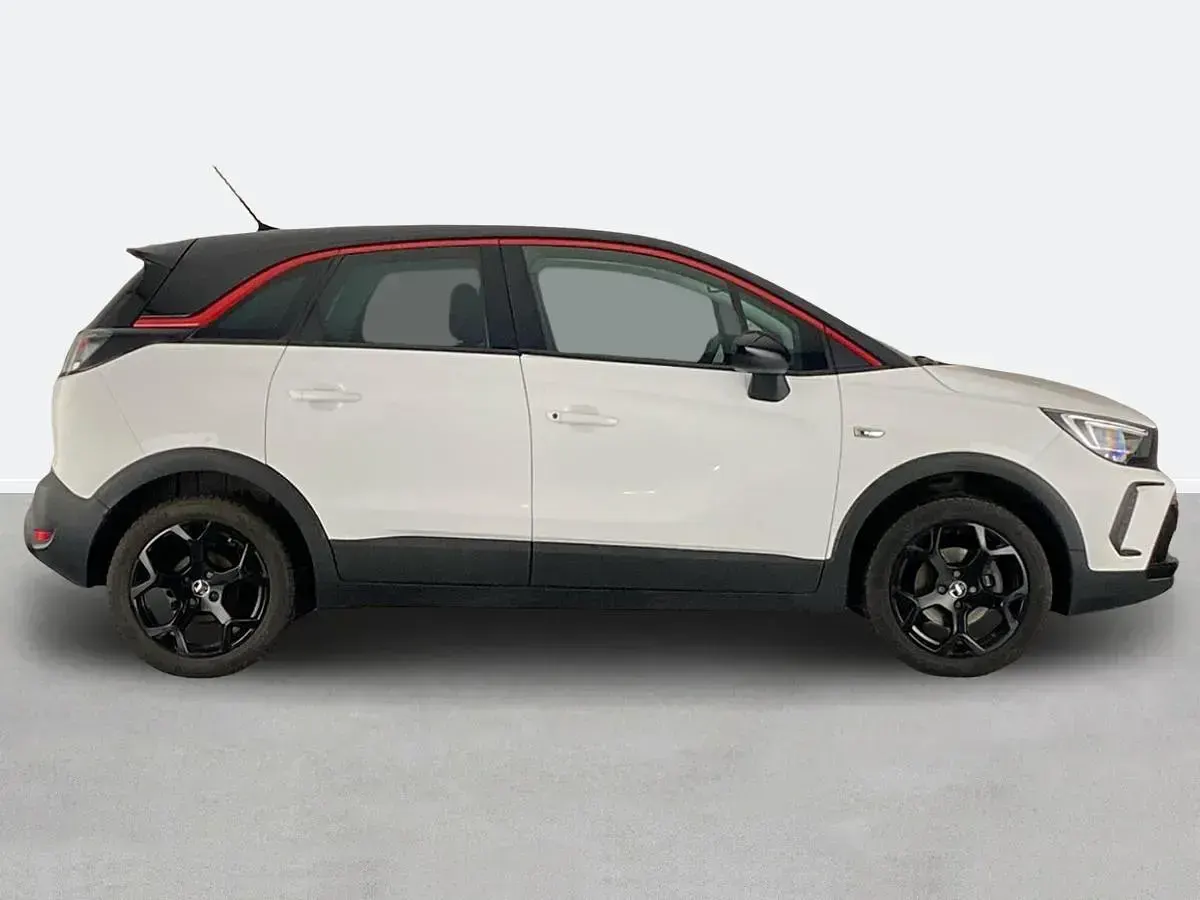 Used Vauxhall Crossland 2023 White SUV
