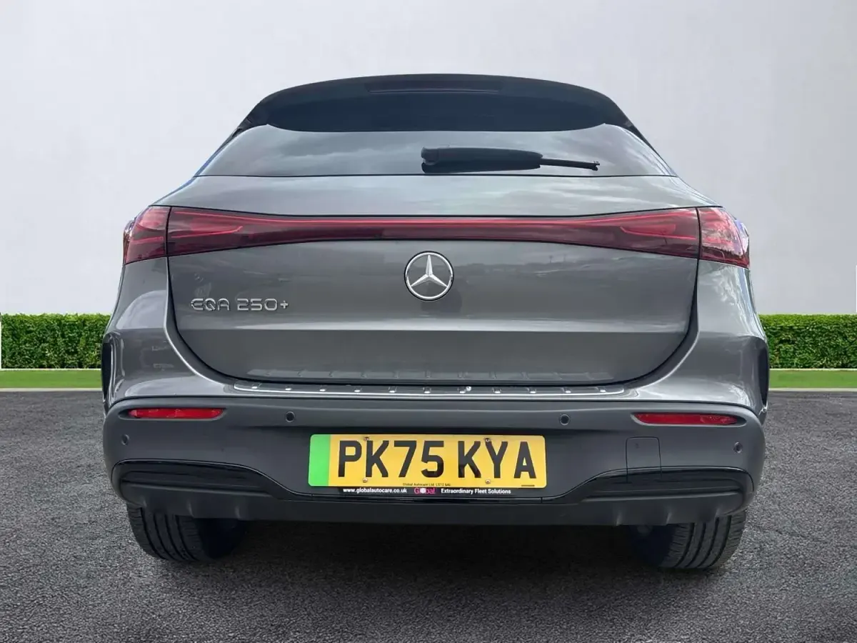 Novo Mercedes EQA250+ Urban 139 kW (190 HP) 2025 Cinzento SUV