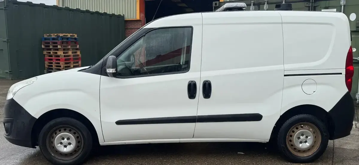 Used Vauxhall Combo 91 HP (66 kW) 2016 White MPV