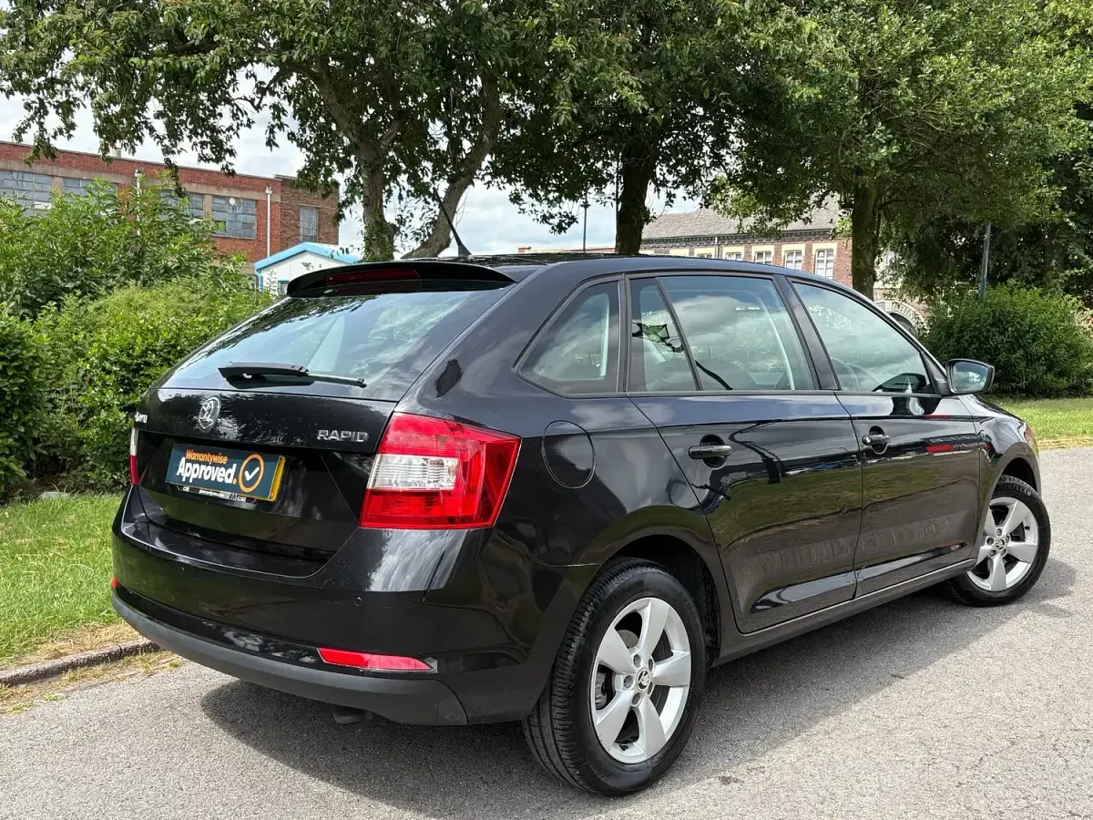 Used Skoda Rapid SE 2014 Black Hatchback