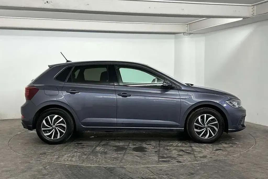 Used VW Polo Life 95 HP (69 kW) 2022 Grey Hatchback