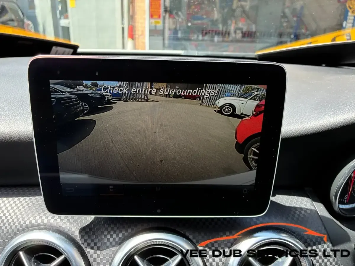 Begagnad Mercedes A200 136 HK (100 kW) 2016 Vit Halvkombi