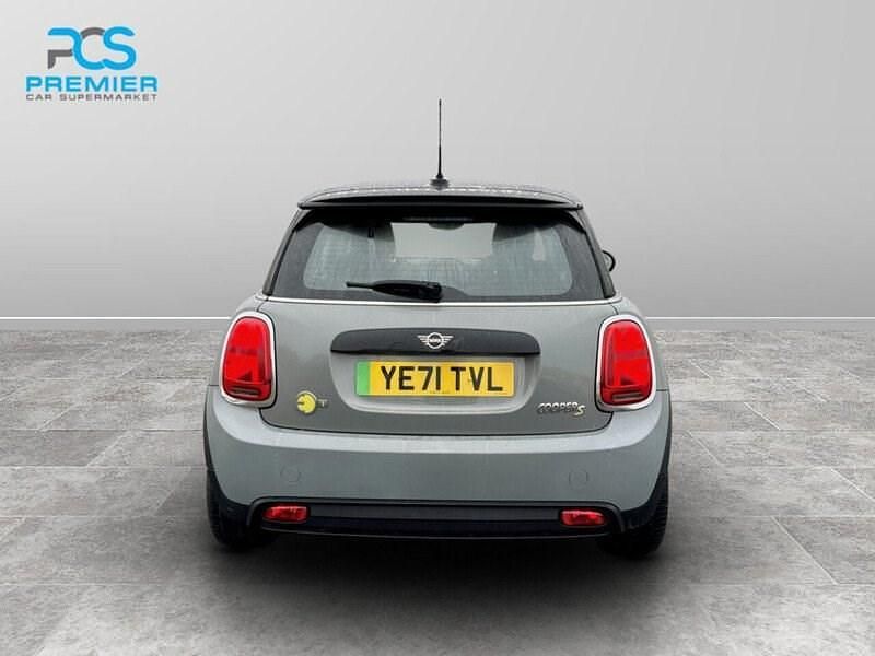 Used Mini Cooper SE Hatch 2021 Moonwalk grey Hatchback