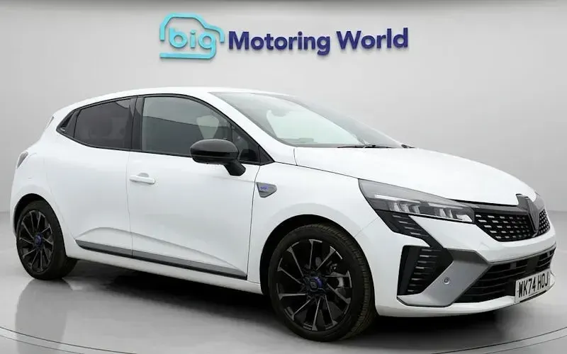 Used Renault Clio Esprit Alpine 143 HP (105 kW) 2025 Hatchback