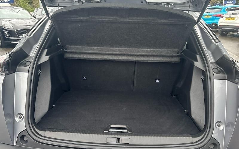 Used Peugeot 2008 Allure+ 101 HP (74 kW) 2023 Grey SUV