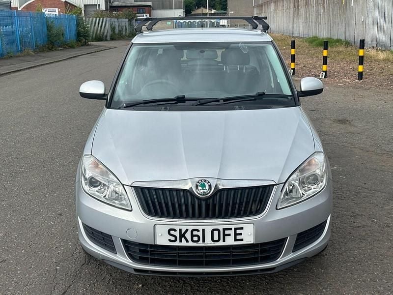 Used Skoda Fabia SE 90 HP (66 kW) 2011 Silver Hatchback
