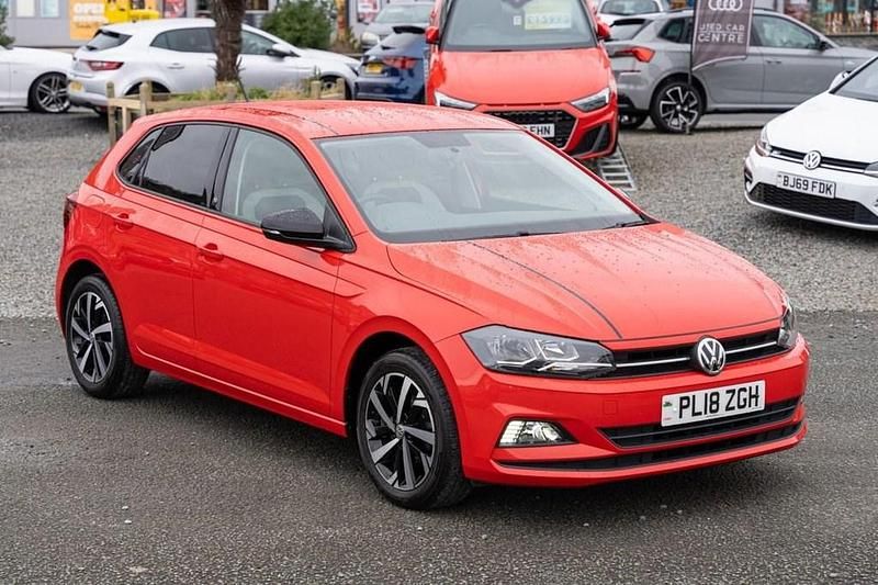 Used VW Polo Beats 65 HP (47 kW) 2018 Red Hatchback