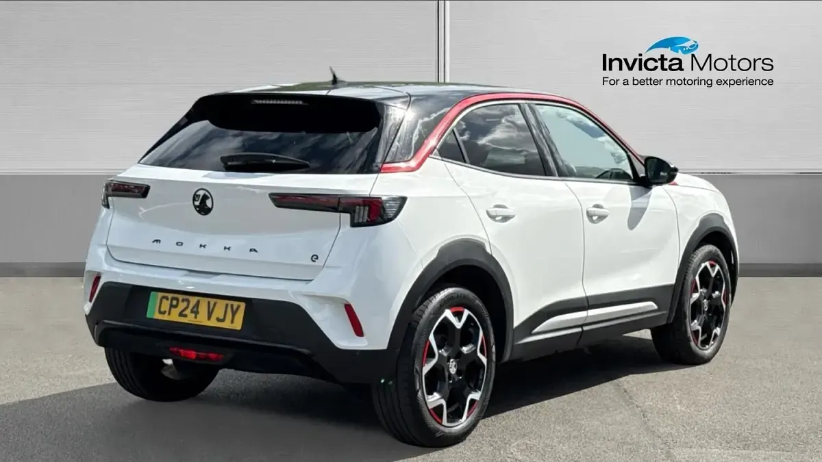 Used Vauxhall Mokka X 100 kW (136 HP) 2024 White SUV