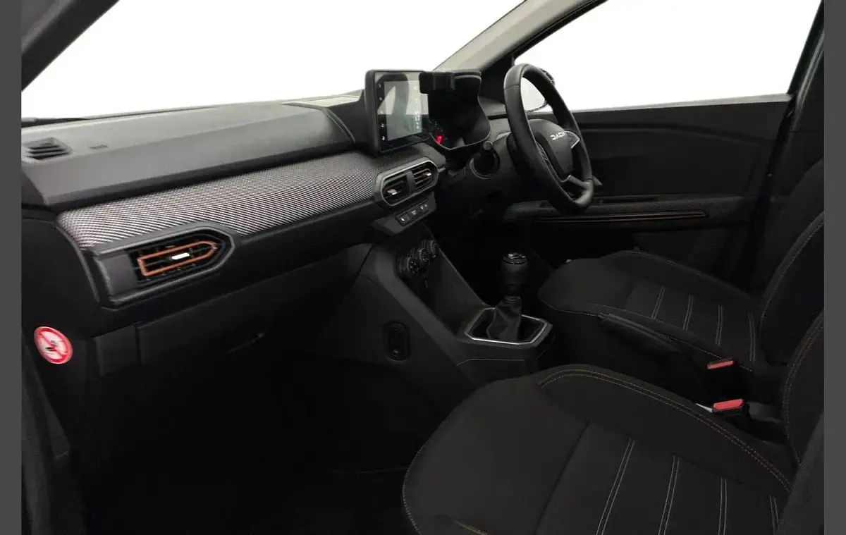 Used Dacia Sandero Expression 90 HP (66 kW) 2023 Green Hatchback