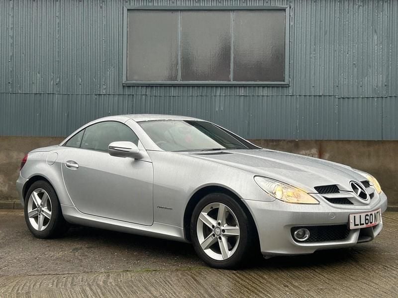 Used Mercedes SLK200 184 HP (135 kW) 2010 Silver Cabriolet