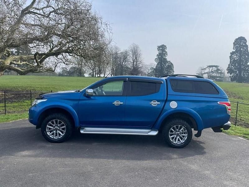 Used Mitsubishi L200 178 HP (130 kW) 2019 Blue Pickup