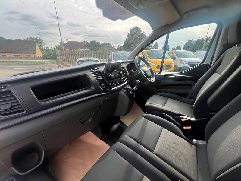 Used Ford Transit Custom S 105 HP (77 kW) 2020 White Van