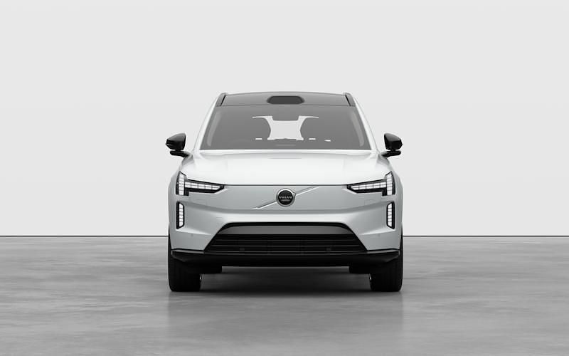 New Volvo EX90 Plus 205 kW (279 HP) 2025 SUV