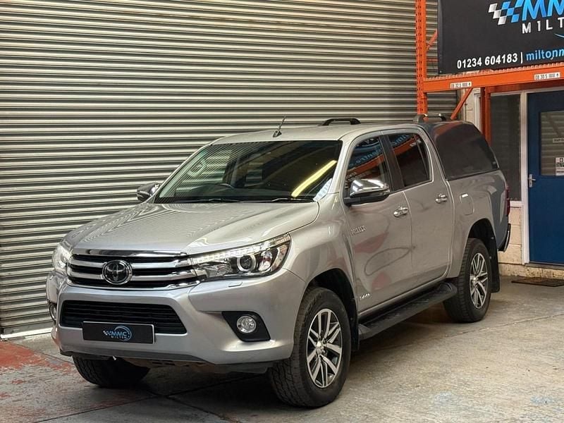 Used Toyota HiLux 2018 Silver Pickup