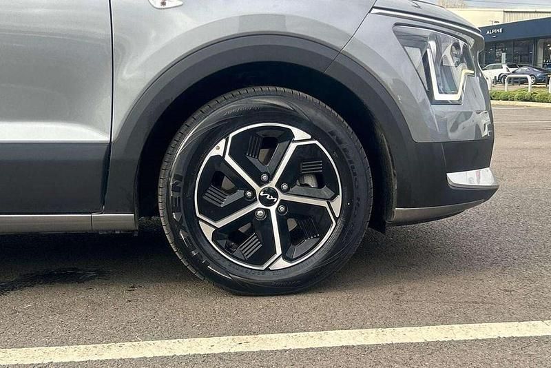 Used Kia Niro 127 HP (93 kW) 2024 Grey SUV