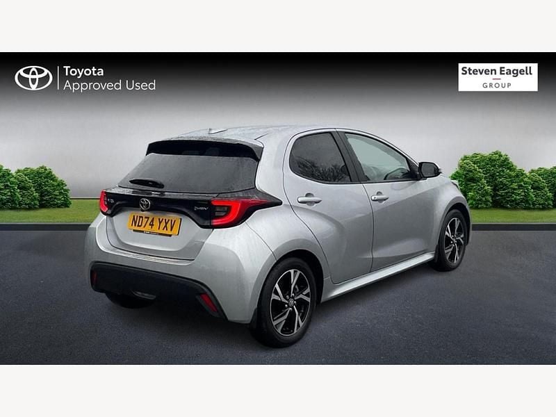 Used Toyota Yaris Hybrid Design 2024 Silver Hatchback