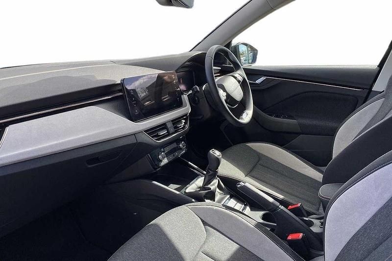 Used Skoda Kamiq SE L 85 HP (62 kW) 2025 Black magic pearl effect SUV