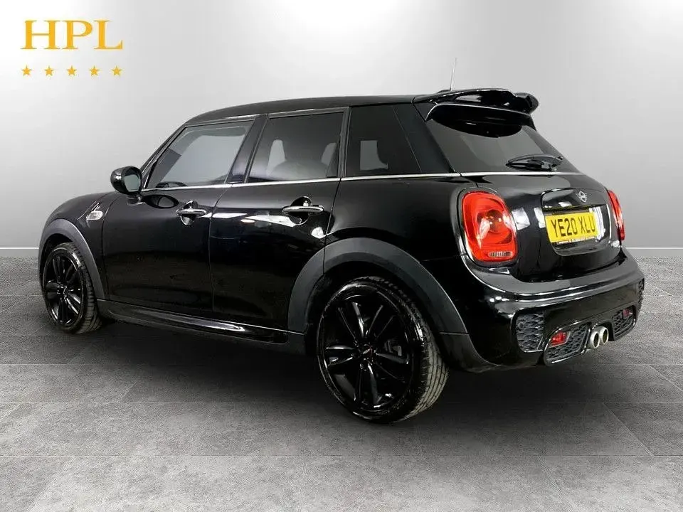 Usado Mini Cooper S Hatch 192 HP (141 kW) 2020 Preto Citadino