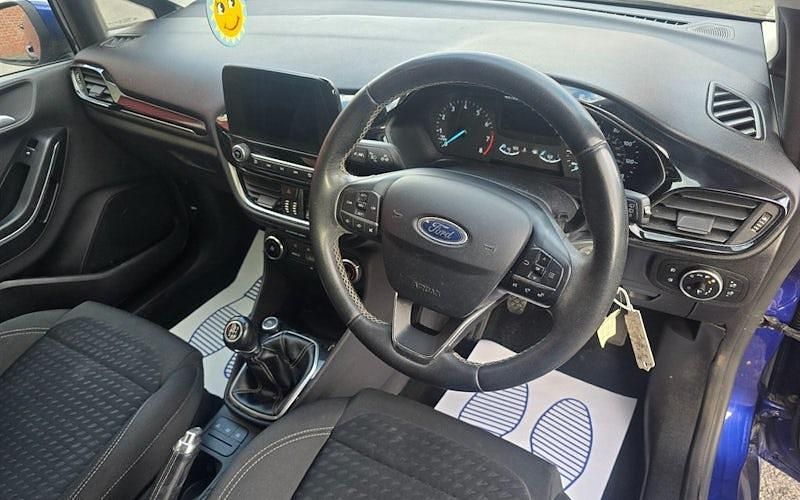 Used Ford Fiesta Zetec 86 HP (63 kW) 2019 Hatchback