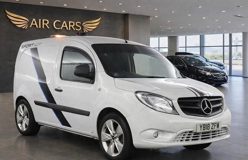 Used Mercedes Citan 109 90 HP (66 kW) 2018 White