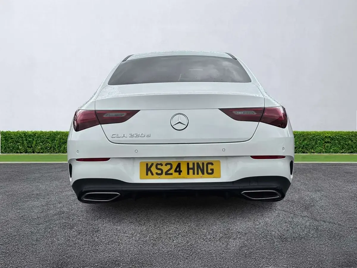 Gebraucht Mercedes CLA220 AMG Line Premium Plus 190 PS (139 kW) 2024 Weiß Limousine