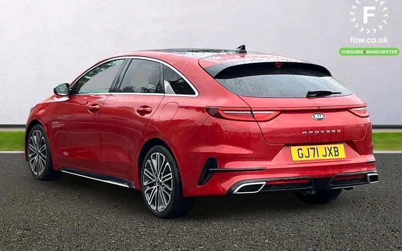 Used Kia ProCeed GT-Line S 160 HP (117 kW) 2021 Red Estate
