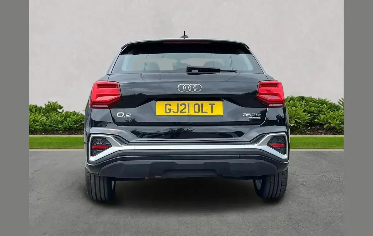 Used Audi Q2 S-Line 150 HP (110 kW) 2021 Black SUV