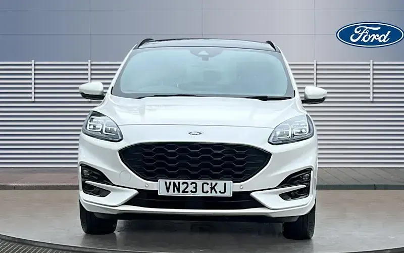 Used Ford Kuga ST-Line X 225 HP (165 kW) 2023 White SUV