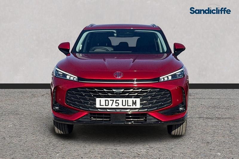 Used MG HS Trophy 224 HP (164 kW) 2024 Tri coat  dynamic red SUV